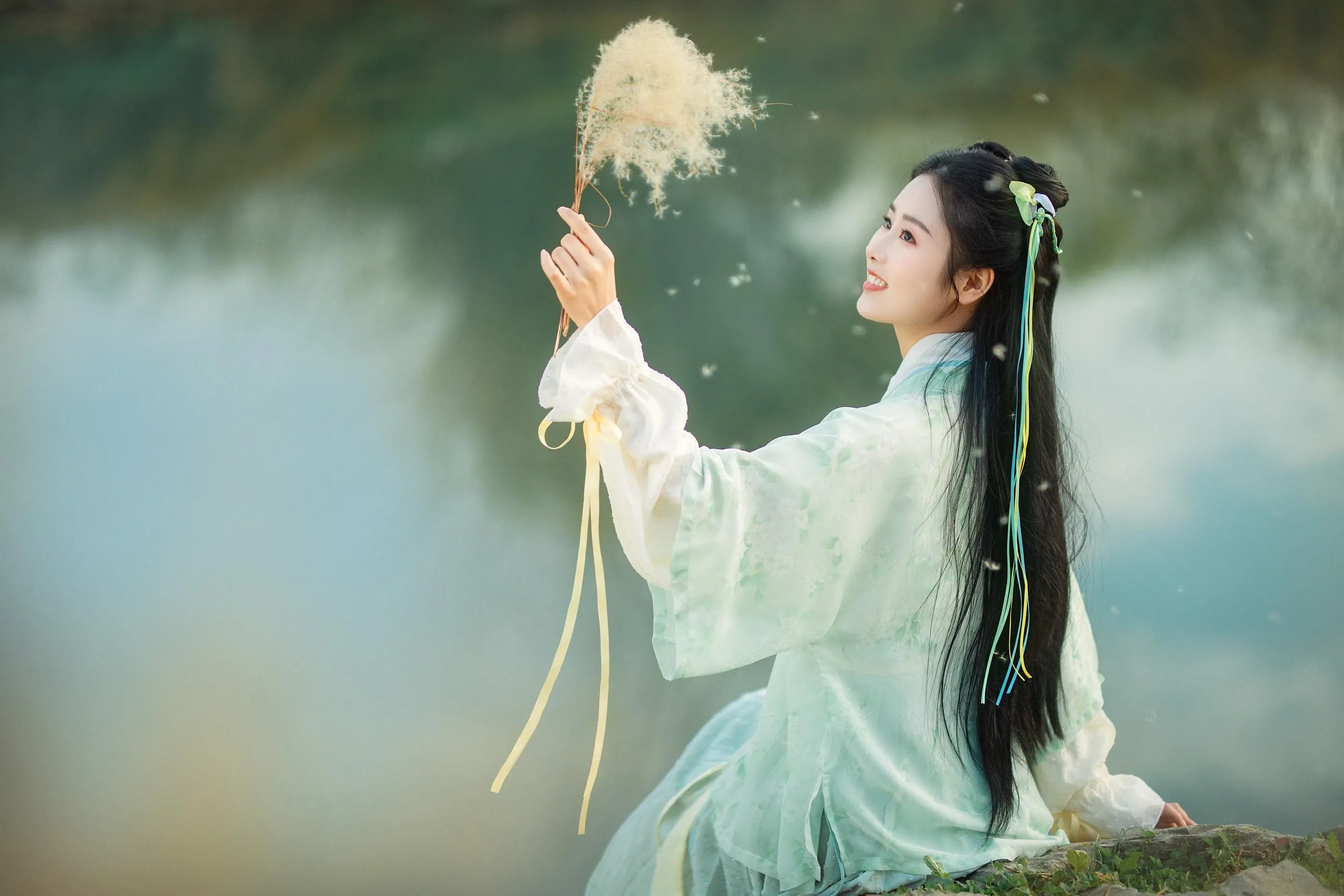 [艺图语] 2022.06.03 赵灵儿 人间月-素尘 [21P]插图2